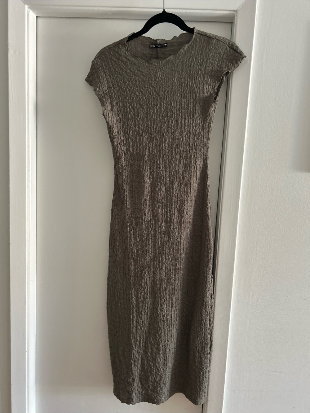 Zara Textured Olive Midi Dress with Cap Sleeves